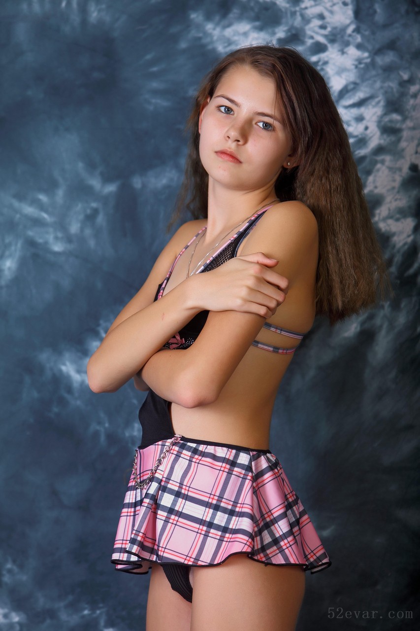 Angelica超短裙写真