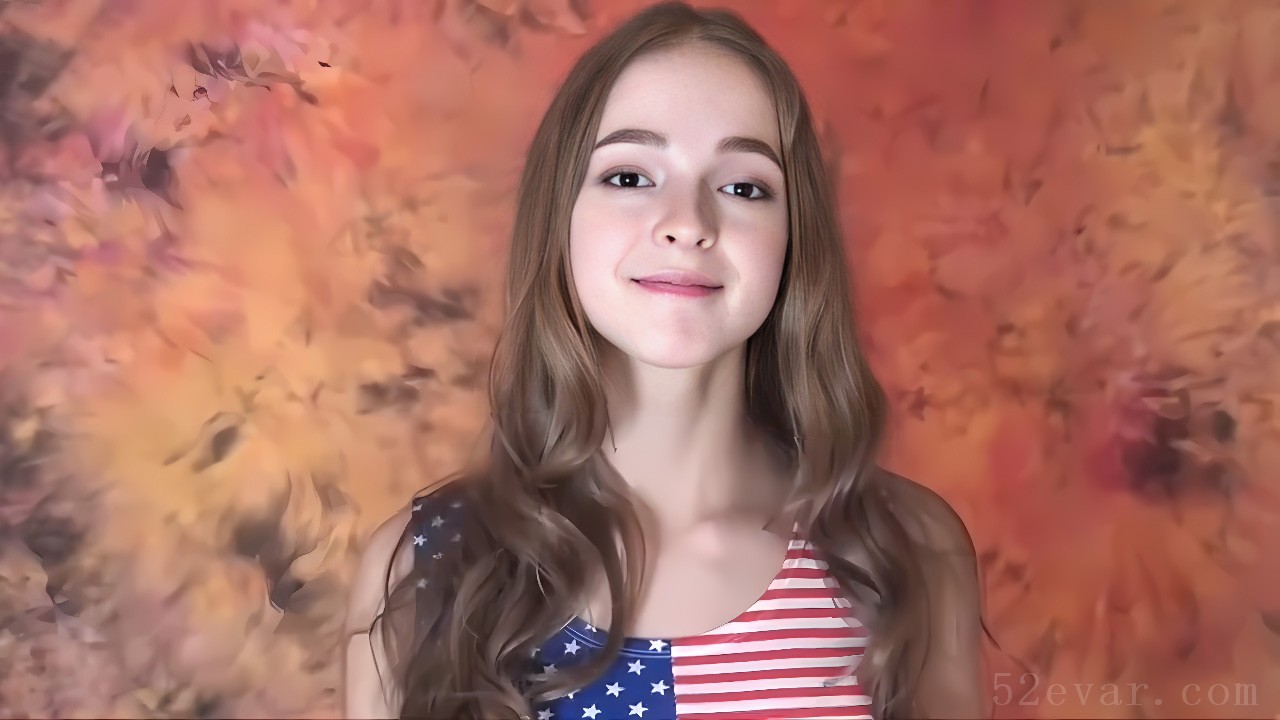 Eva深色短裙写真