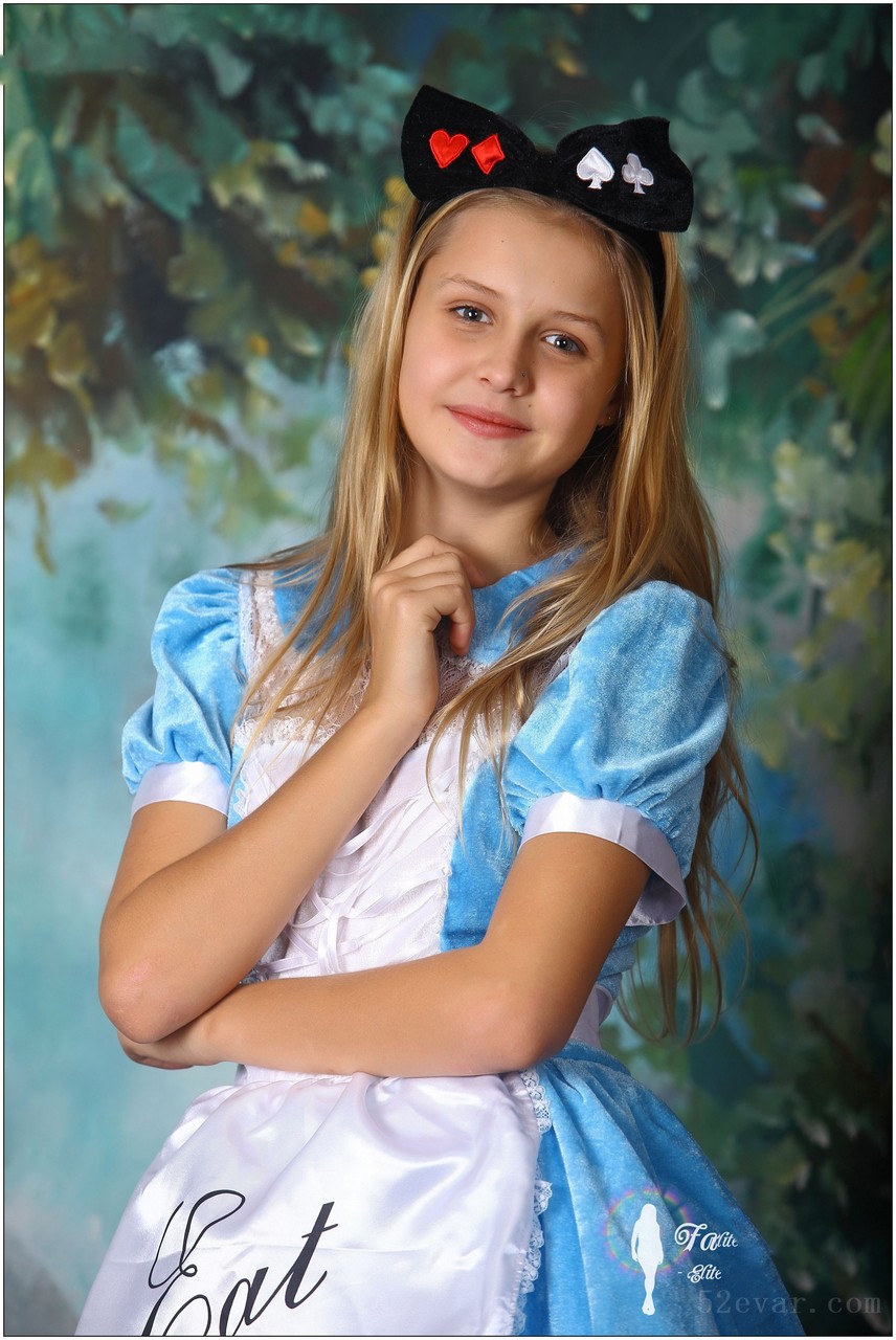 Mika米老鼠女仆写真