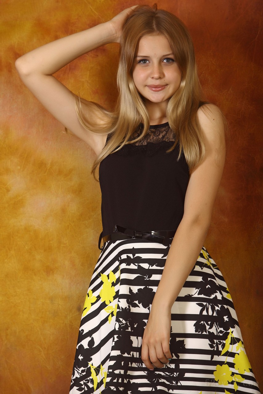 [209P+1V] Mika小黄鸭写真