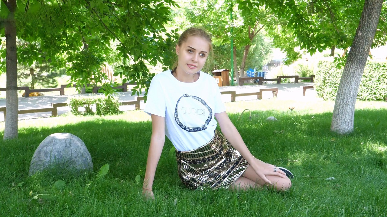 Mika彩色裙子写真